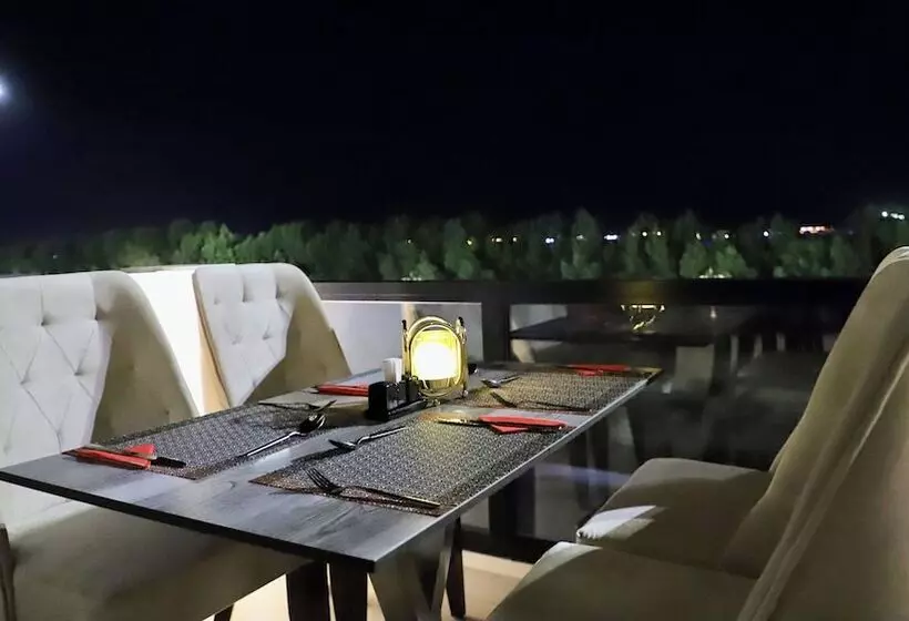 Five Seasons Hotel & Spa