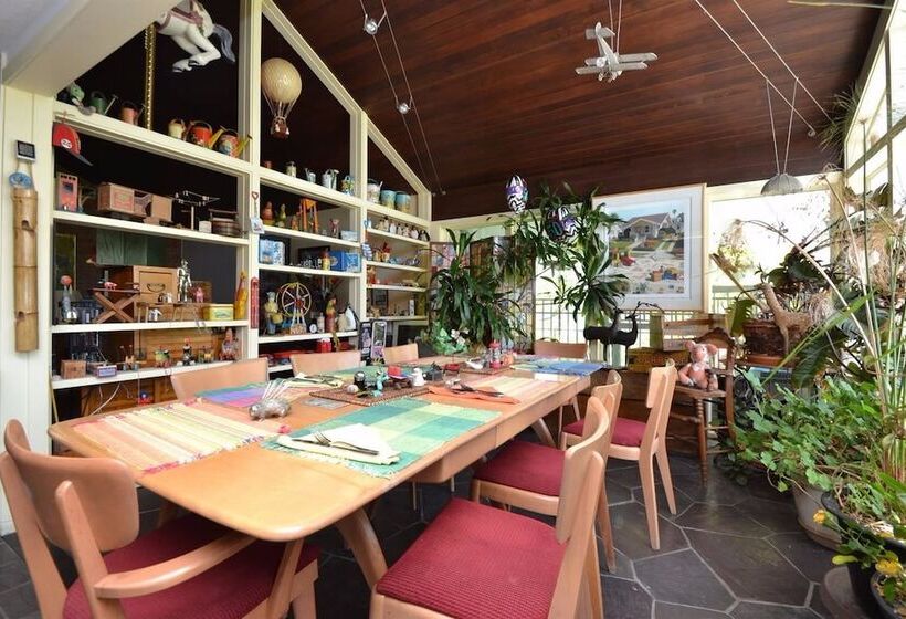 Ann Arbor Bed And Breakfast