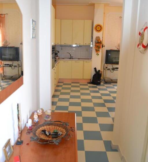 Bed and Breakfast Casa Vacanze Dei Navigatori On The Sea