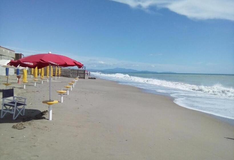 Bed and Breakfast Casa Vacanze Dei Navigatori On The Sea