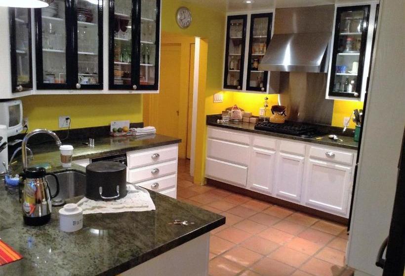 민박 My Rosegarden Guest Rooms