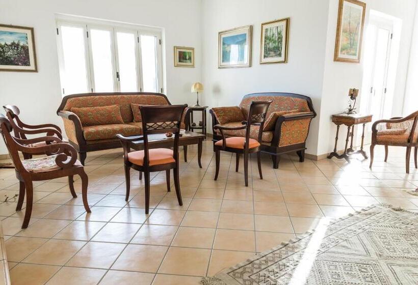 ベッドアンドブレックファースト Torre Ancinale