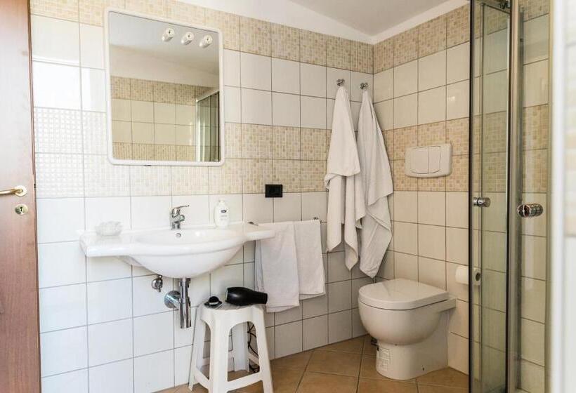 ベッドアンドブレックファースト Torre Ancinale