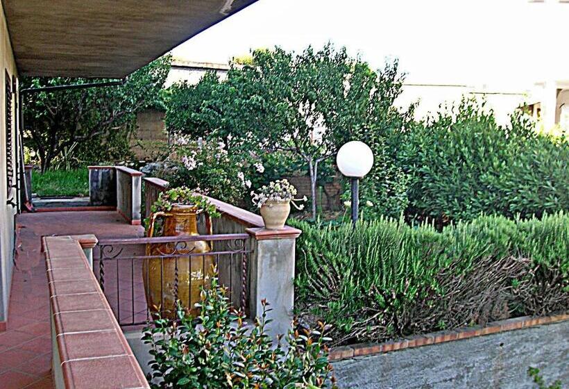 ベッドアンドブレックファースト Torre Ancinale