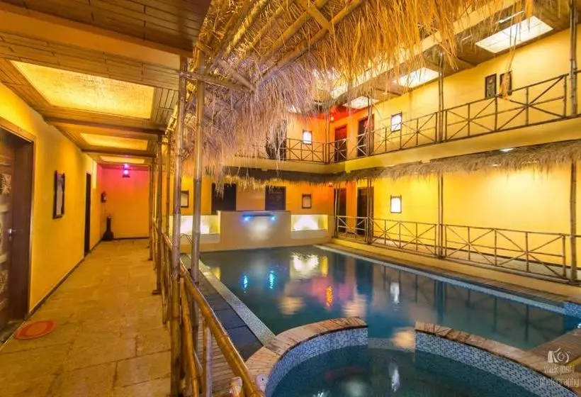 Cocohut Resort