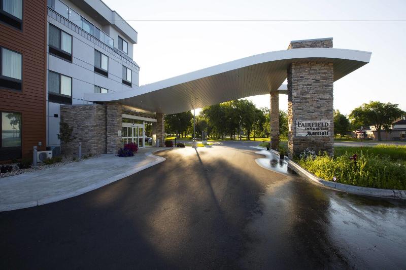 酒店 Fairfield Inn & Suites By Marriott Detroit Lakes