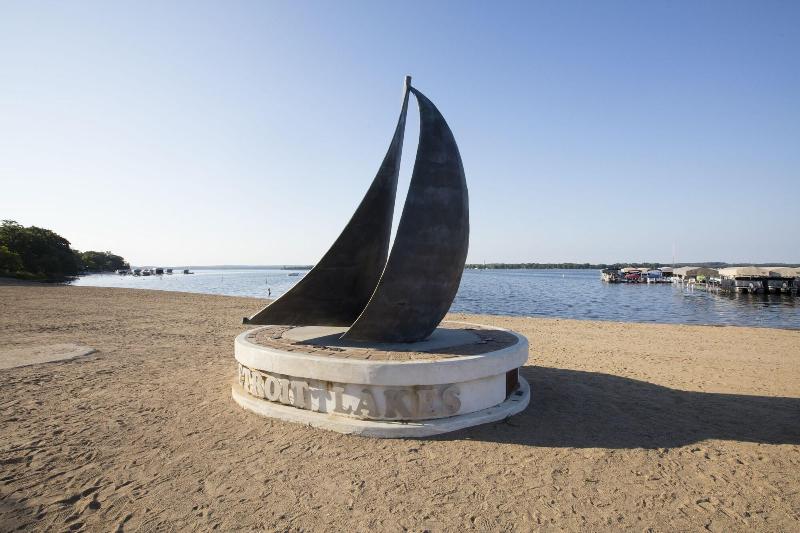 酒店 Fairfield Inn & Suites By Marriott Detroit Lakes