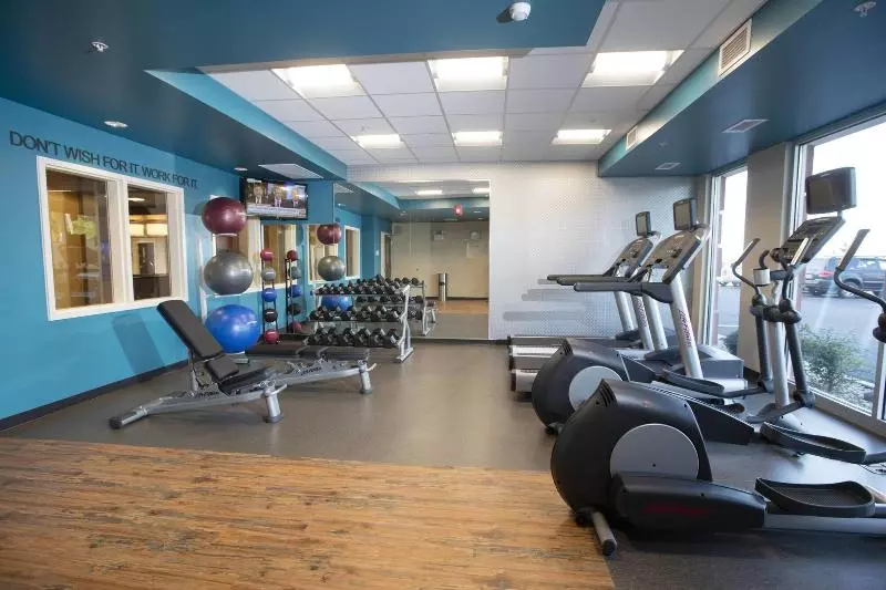 ホテル Fairfield Inn & Suites By Marriott Detroit Lakes