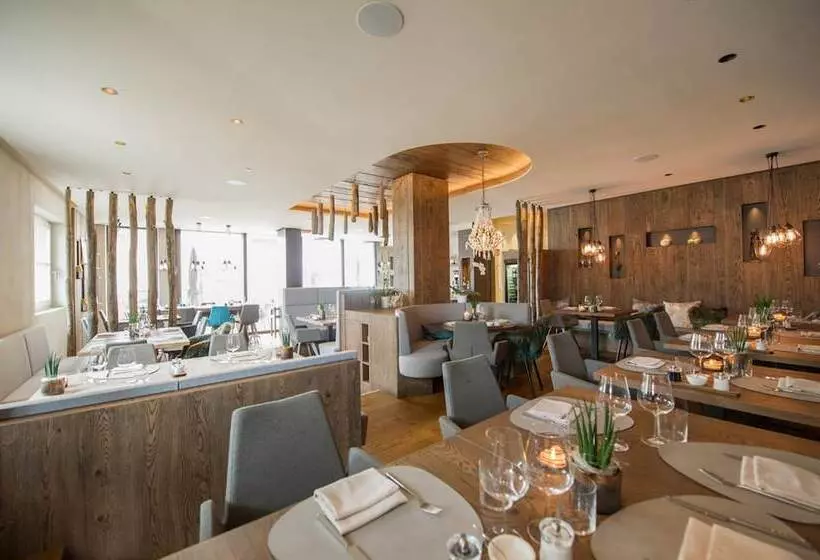 Hotelli Goldene Traube