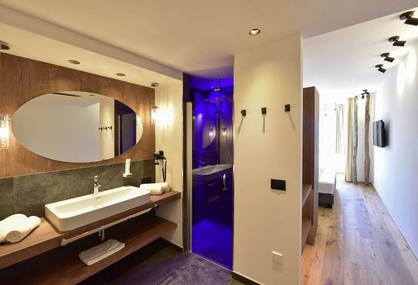 فندق Goldene Traube