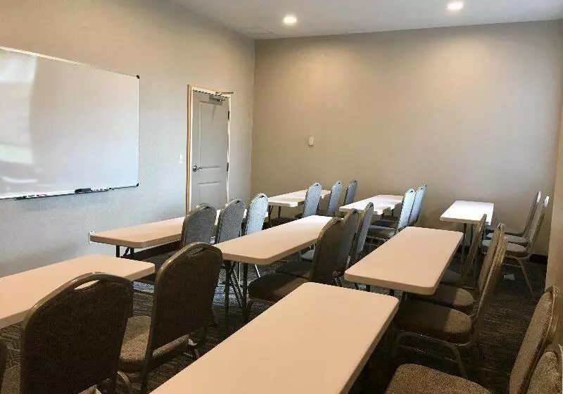 ホテル Holiday Inn Express   Grand Island, An Ihg