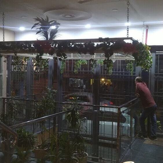 Hotel Shagun Residency