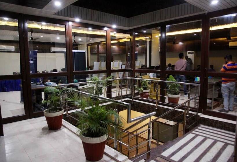 Hotel Shagun Residency