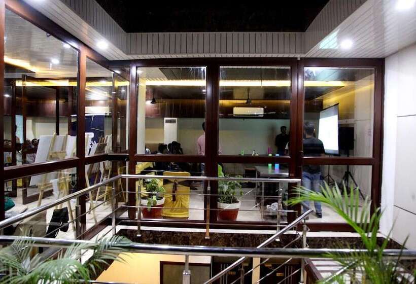 Hotel Shagun Residency