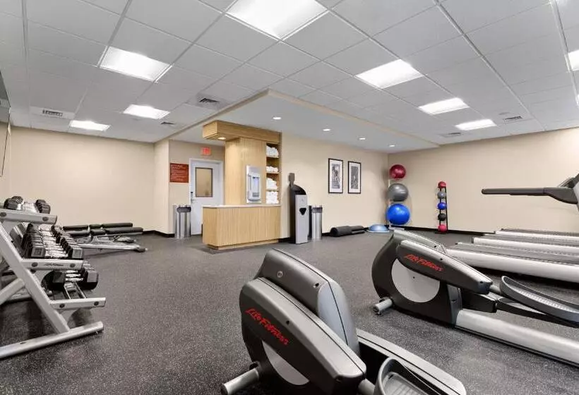 Hotelli Towneplace Suites By Marriott Charleston Mt. Pleasant