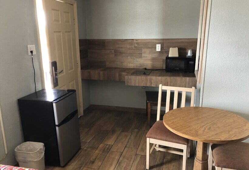 Мотель Budget Inn