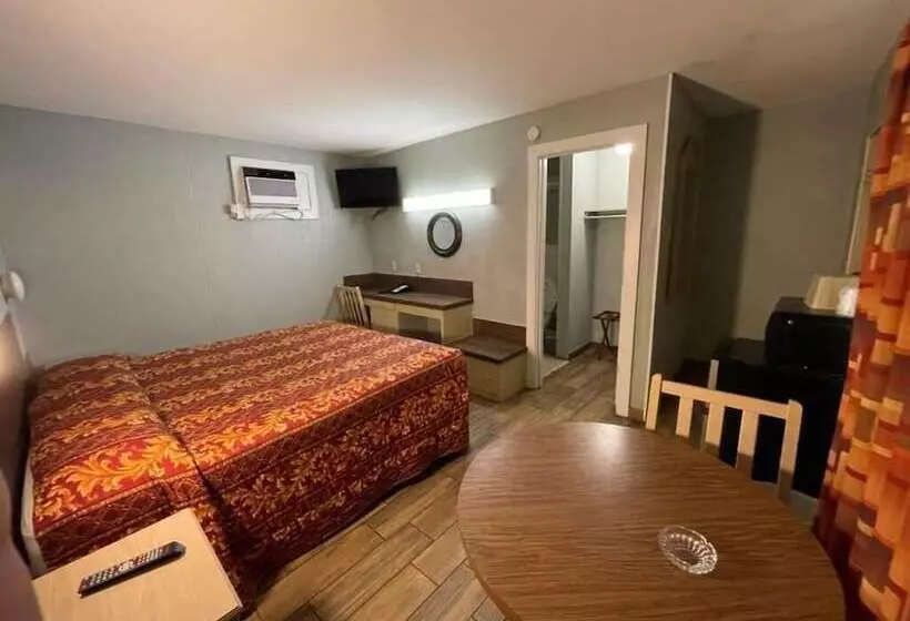 モーテル Budget Inn