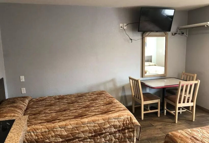 モーテル Budget Inn