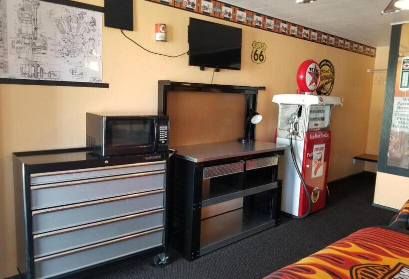 מוטל Galaxy Of Harley Bikers Between Bryce And Zion