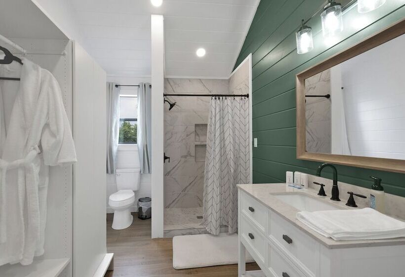 Cates Cottage In The Hill Country 8 Mins To Fred!