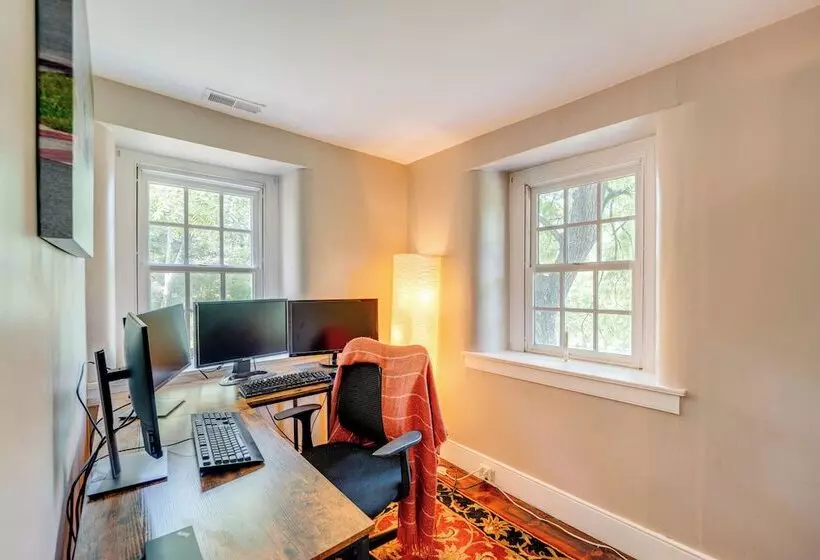 Family Friendly Pottstown Home W/ On Site Pond!