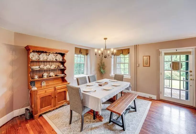 Family Friendly Pottstown Home W/ On Site Pond!