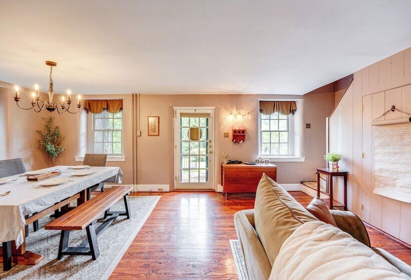 Family Friendly Pottstown Home W/ On Site Pond!