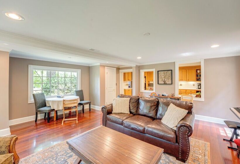 Family Friendly Pottstown Home W/ On Site Pond!