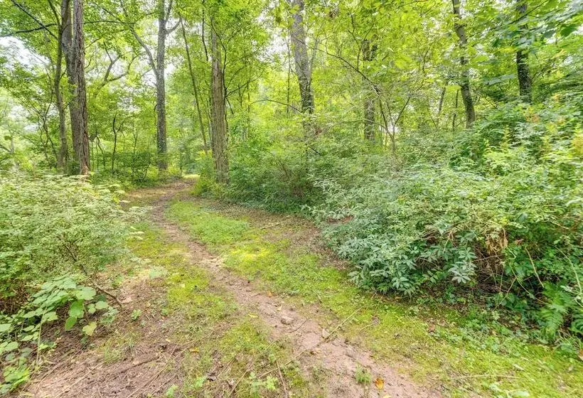 Family Friendly Pottstown Home W/ On Site Pond!