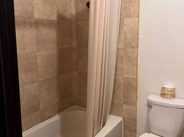 هتل Unicorn Inn By Oyo Portland