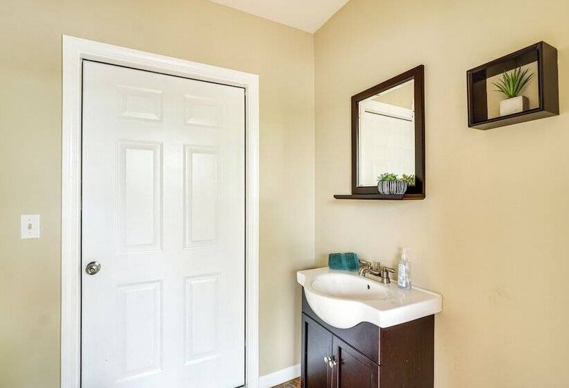 Large Lake Of The Ozarks Home: Deck, Dock & Views