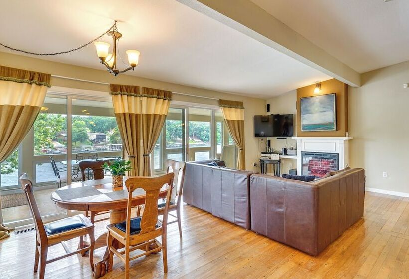 Large Lake Of The Ozarks Home: Deck, Dock & Views