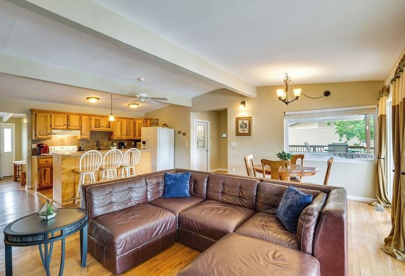 Large Lake Of The Ozarks Home: Deck, Dock & Views