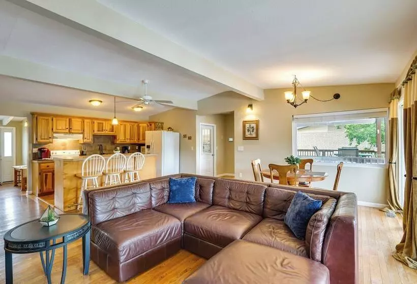 Large Lake Of The Ozarks Home: Deck, Dock & Views