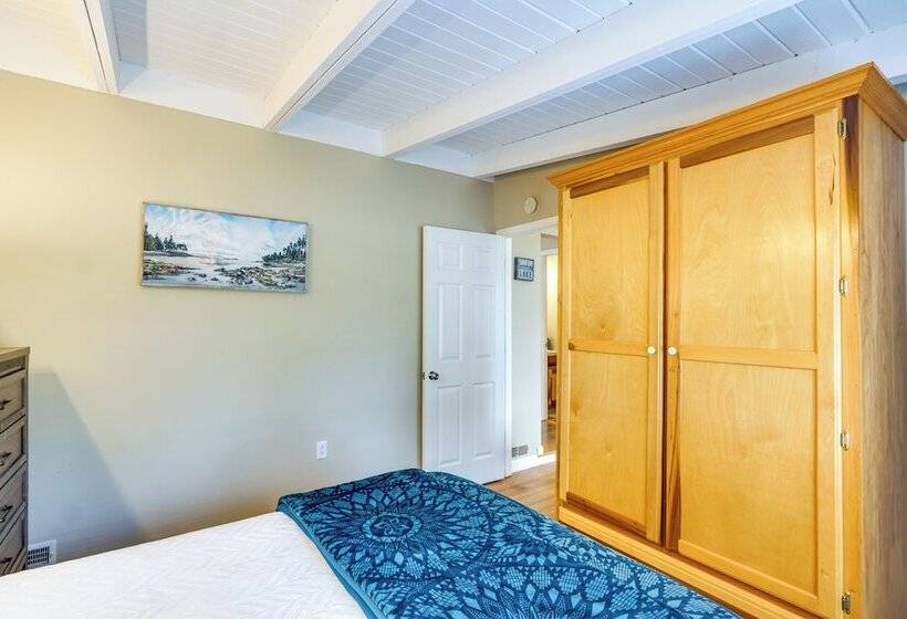 Large Lake Of The Ozarks Home: Deck, Dock & Views