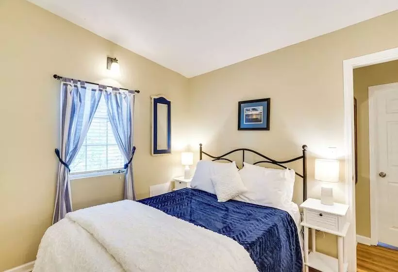 Large Lake Of The Ozarks Home: Deck, Dock & Views