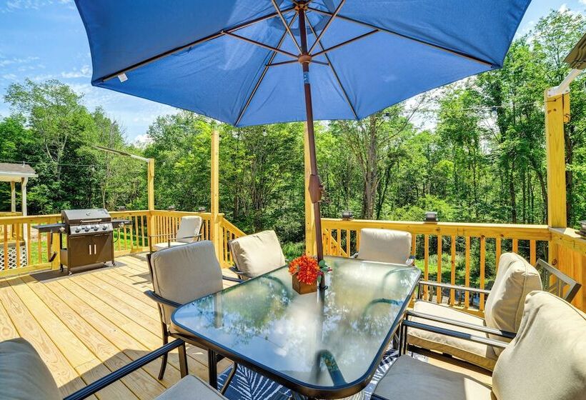 Modern Unadilla Retreat W/ Decks & Gas Grill!