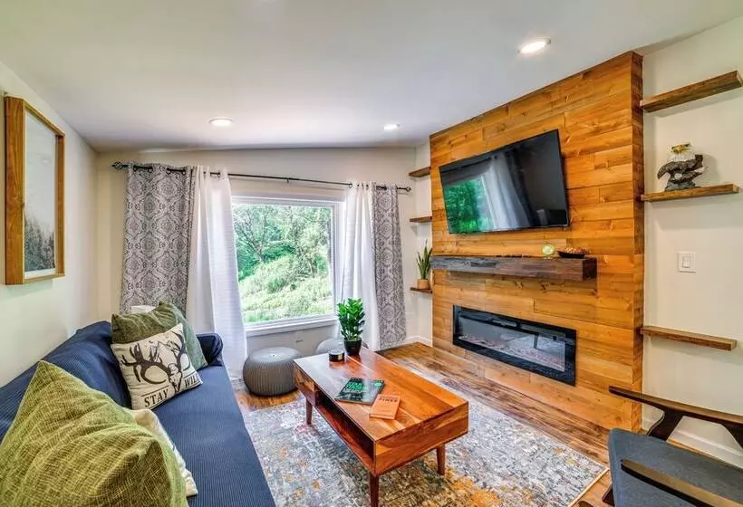 Modern Unadilla Retreat W/ Decks & Gas Grill!