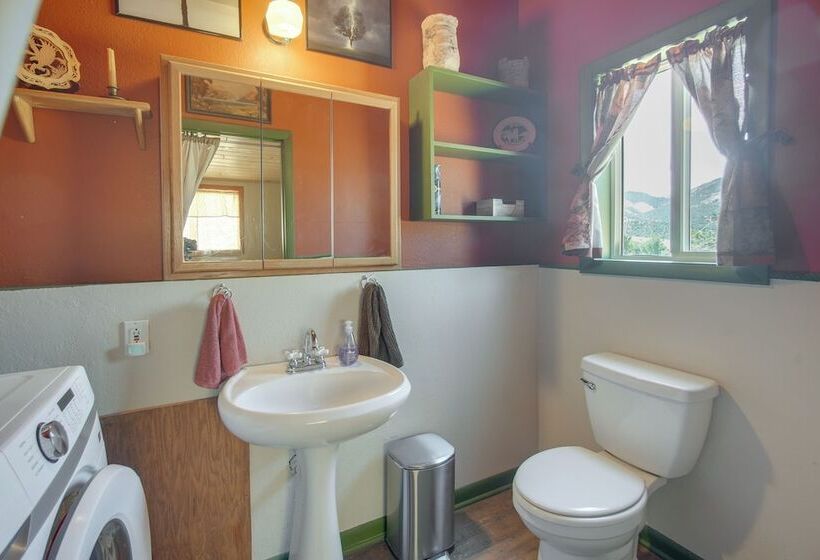 Serene Saguache Haven On 40 Acres: Mountain Views!