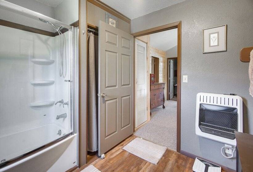 Serene Saguache Haven On 40 Acres: Mountain Views!