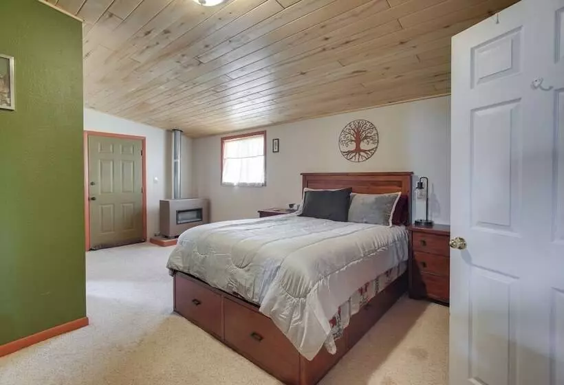 Serene Saguache Haven On 40 Acres: Mountain Views!
