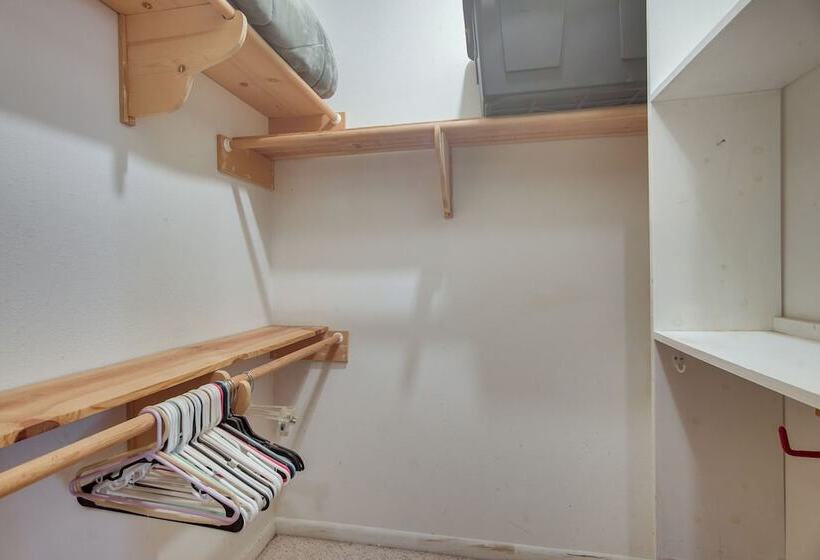 Serene Saguache Haven On 40 Acres: Mountain Views!