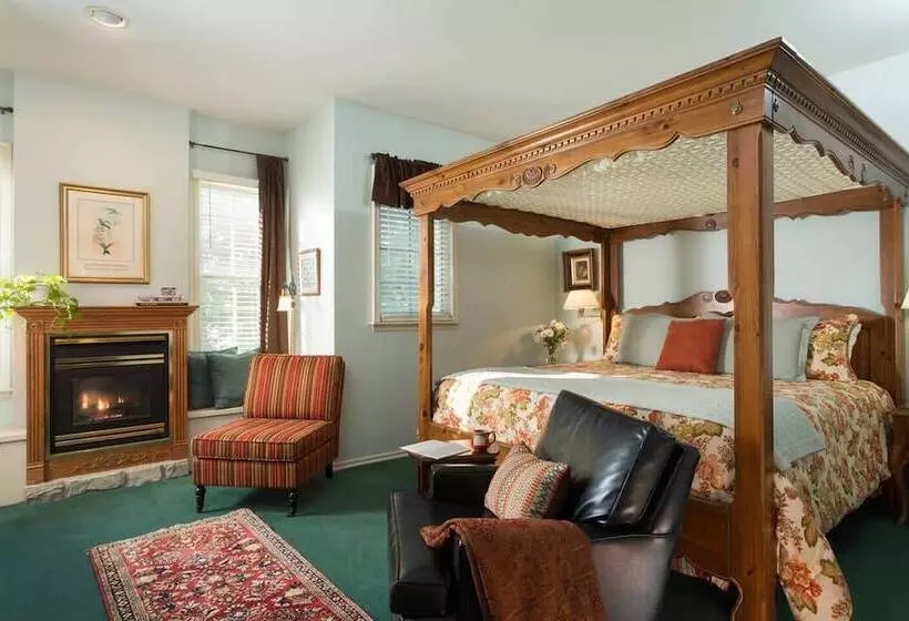 ベッドアンドブレックファースト Montford Inn & Cottages