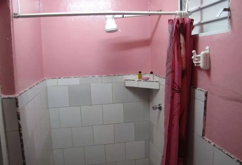 Blueroom & Hostal Saiz