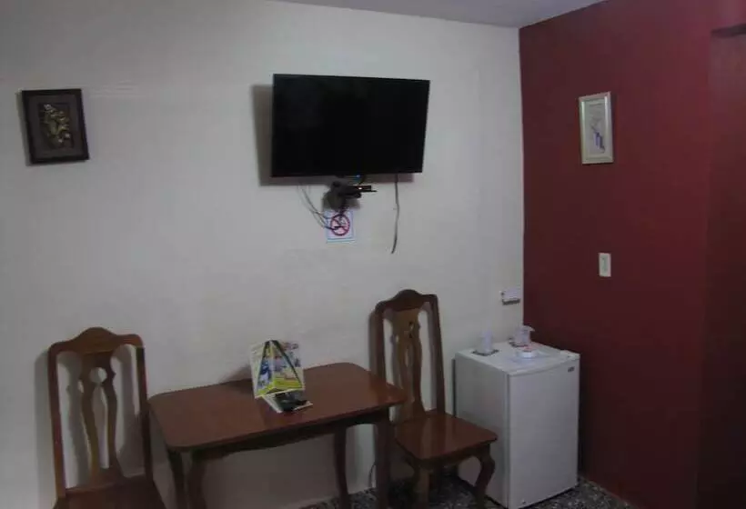 Blueroom & Hostal Saiz