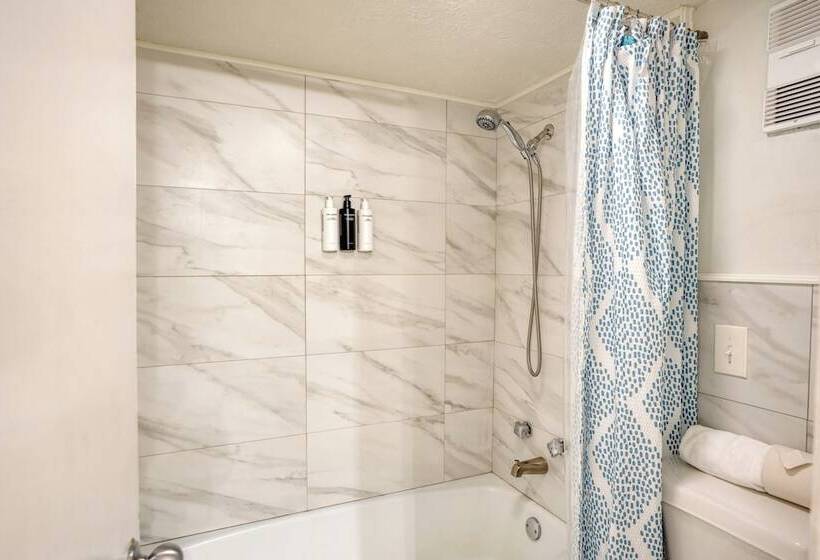 Fontainebleau 335 By Avantstay Beachfront Access