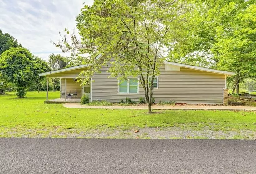 Greers Ferry Home W/ Fire Pit Near Shiloh Marina!