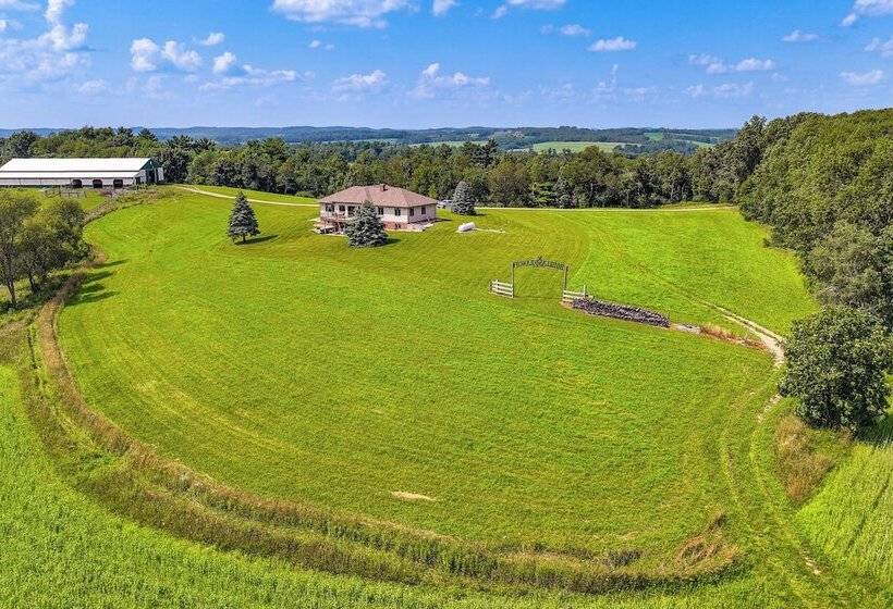 Hoheland Ranch On 185 Acres W/ Deck + Views!
