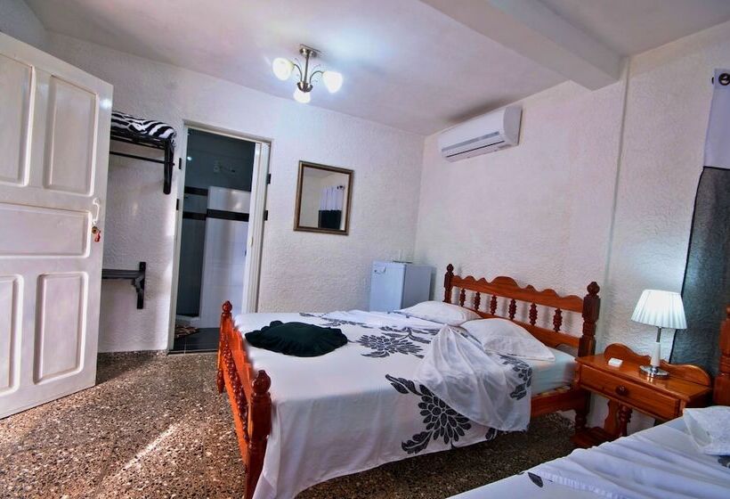 پانسیون Casa Esthercita