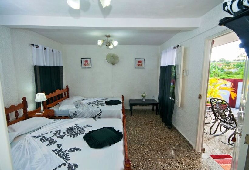 پانسیون Casa Esthercita